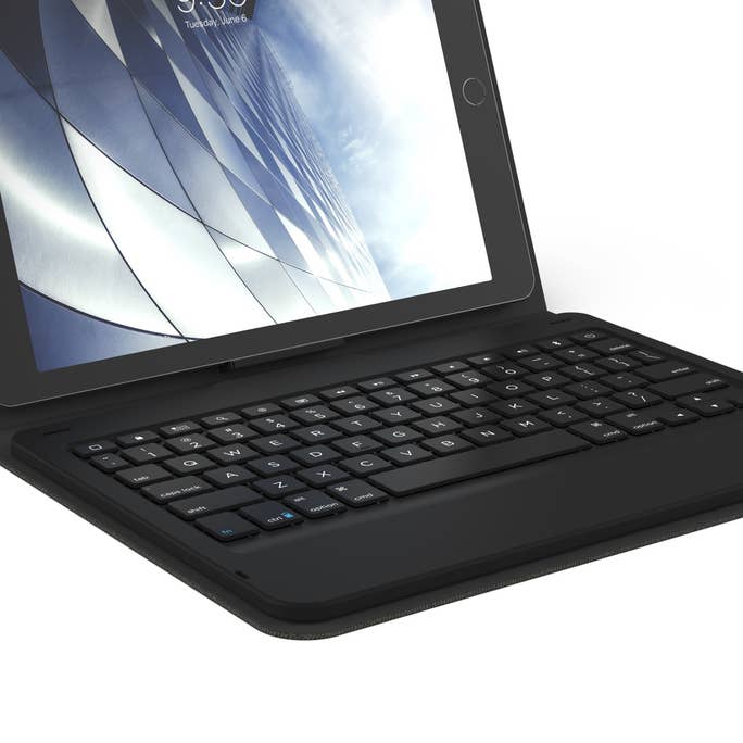 ZAGG Messenger Folio Keyboard Case 9.7-inch iPad Pro, 9.7-inch iPad, iPad Air 2